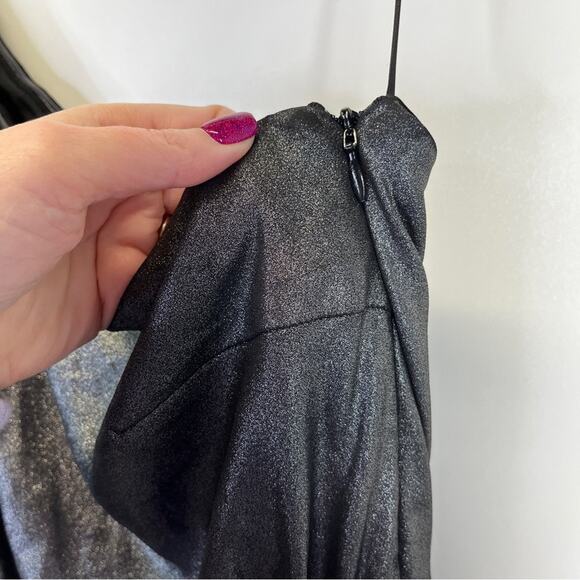 Derek Lam Collective Metallic One Shoulder Mini dress silver - 36 (US 0) - Picture 8 of 13